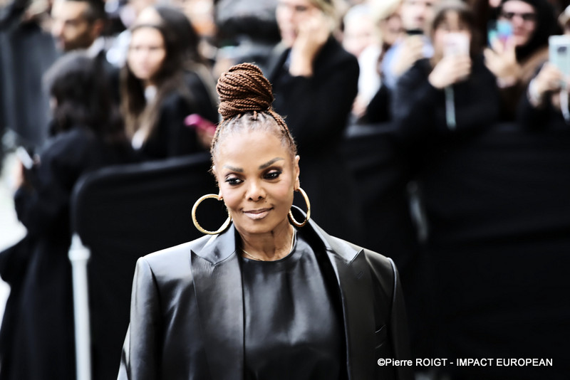Janet Jackson – Défilé Tom Ford, Paris 1er octobre 2025 5 Janet Jackson – Défilé Tom Ford, Paris 1er octobre 2025 – Image 5