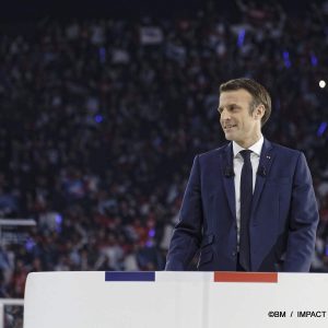 Pack Photos Meeting Emmanuel Macron – Paris La Défense Arena (5 Photos)