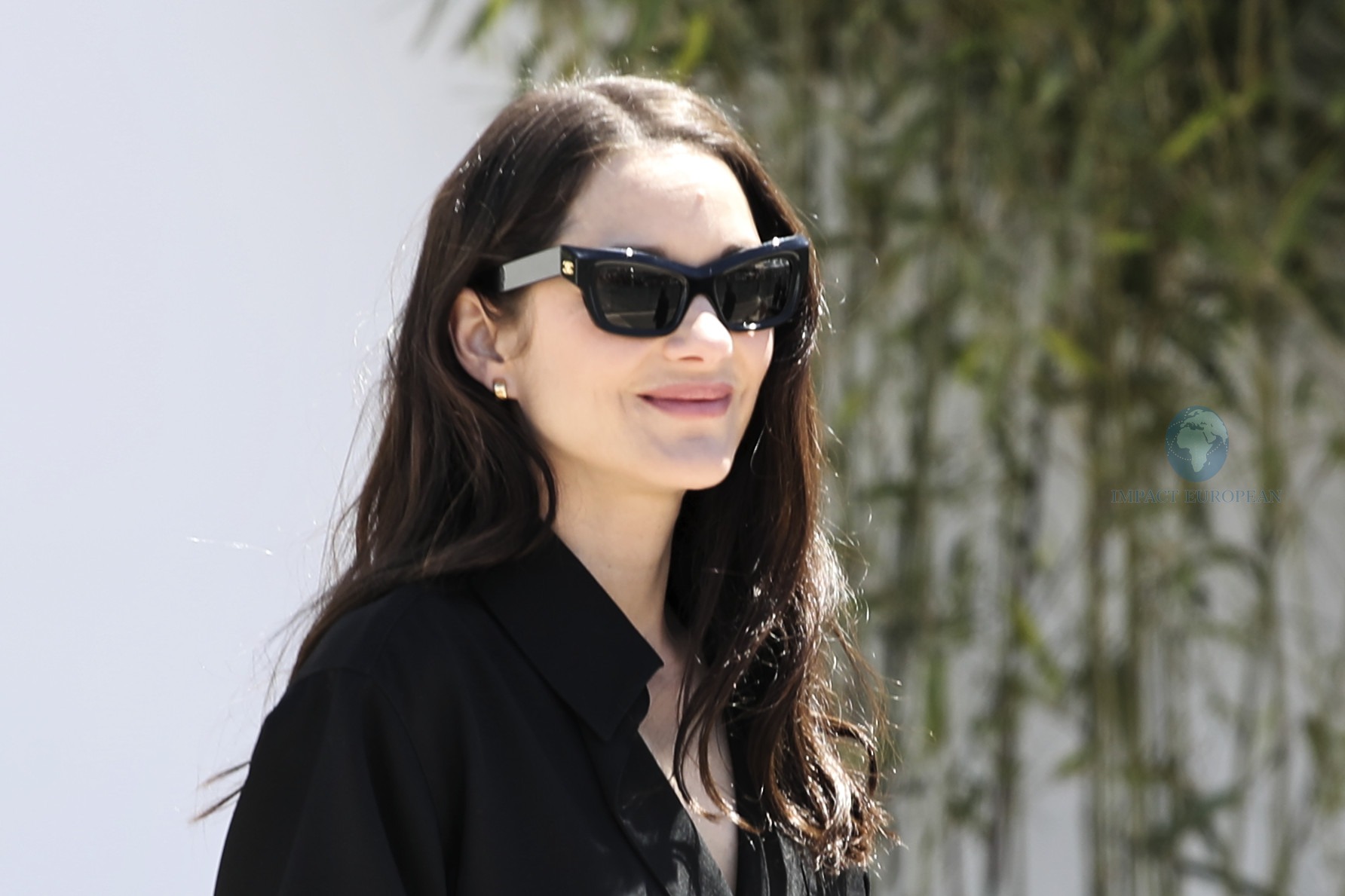 « Karma » : Guillaume Canet, Marion Cotillard et l’équipe du film à leur arrivée au Festival de Cannes 2026 9 « Karma » : Guillaume Canet, Marion Cotillard et l’équipe du film à leur arrivée au Festival de Cannes 2026 - Image 9