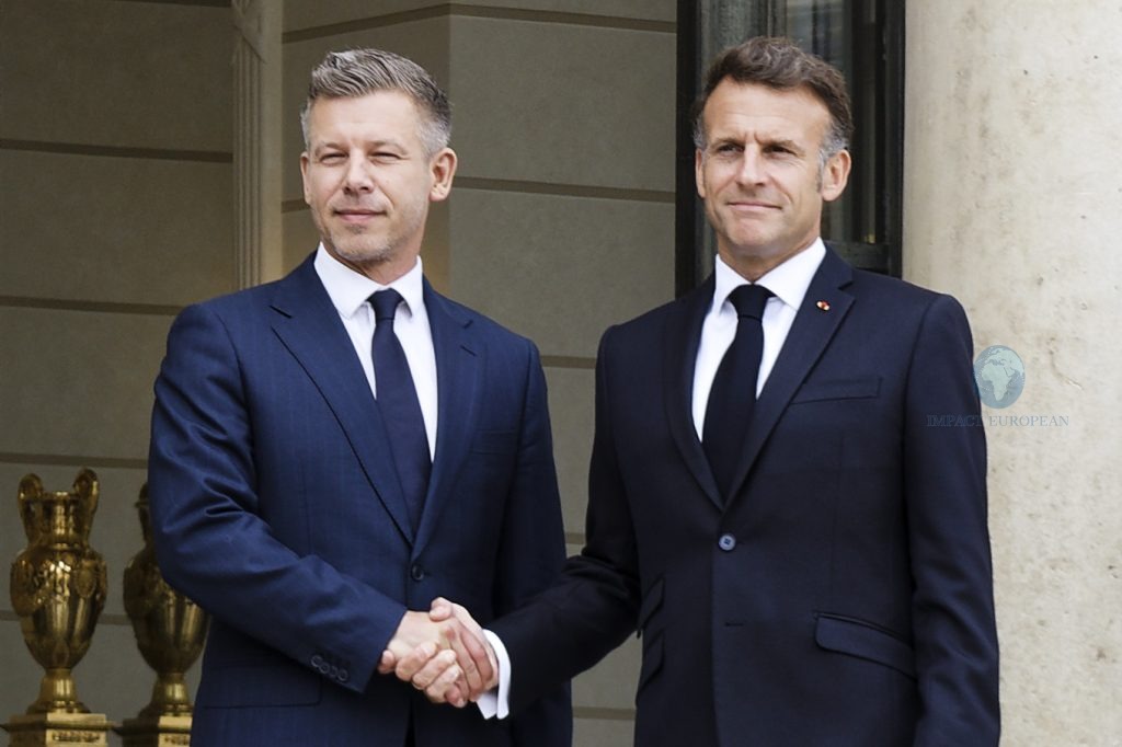 IMG 9756Peter Magyar et Macron