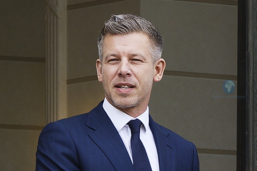 HOME 95 Political Meeting: Péter Magyar and Emmanuel Macron at the Élysée Palace
